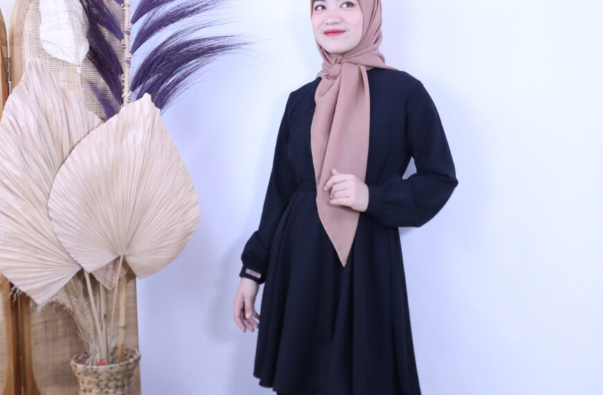 Dress Hitam Muslimah