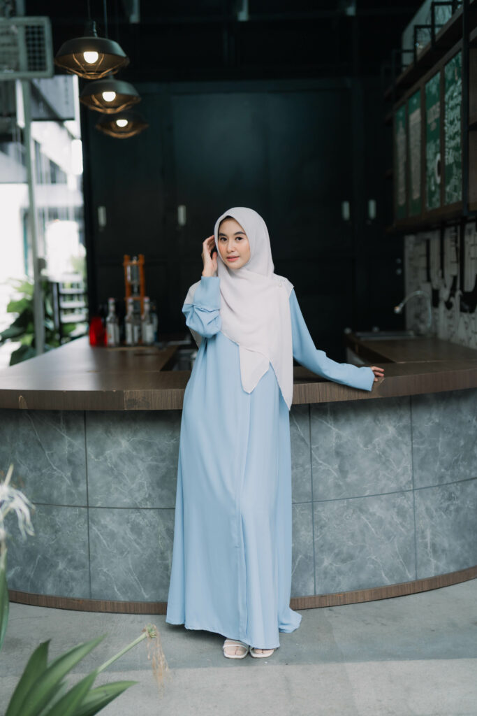 Gamis Polos Simple dan Modis: Trendy dan Nyaman