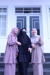 Long dress muslimah