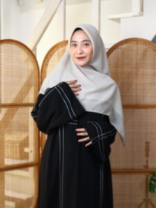 Model gamis simple terbaru