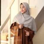 Model gamis simple terbaru