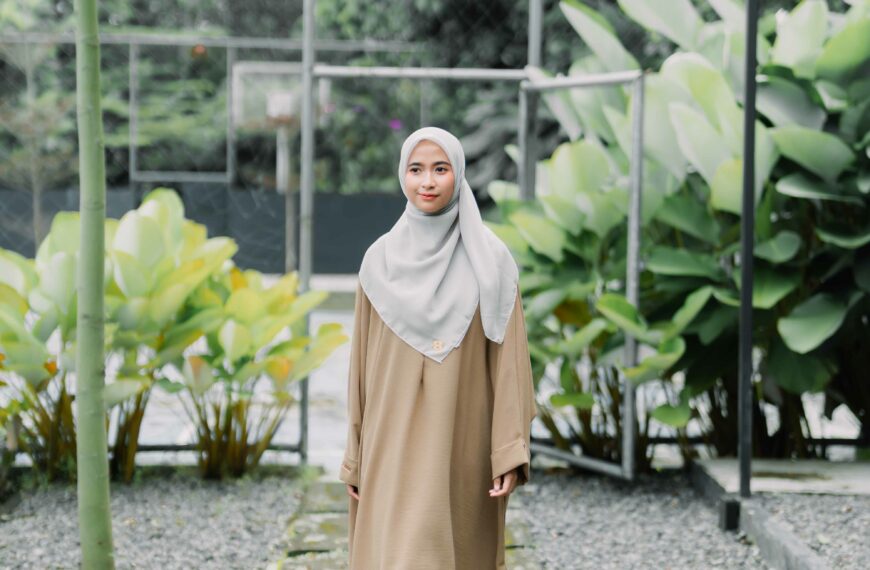 Tunik Cantik dan Elegan